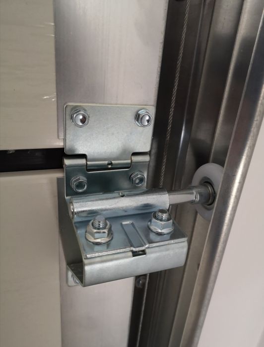 Brama na Pilota ANTRACYT 3000X2125 Brama garażowa segmentowa ocieplana