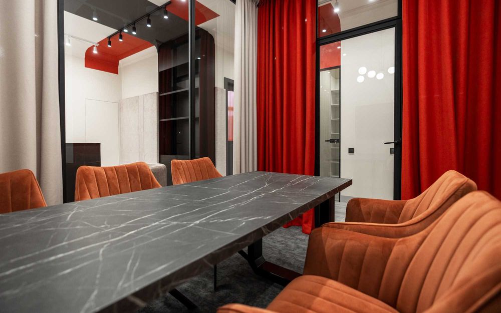 Оренда офісу - Клас А, 250 м2, м. Площа Українських Героїв