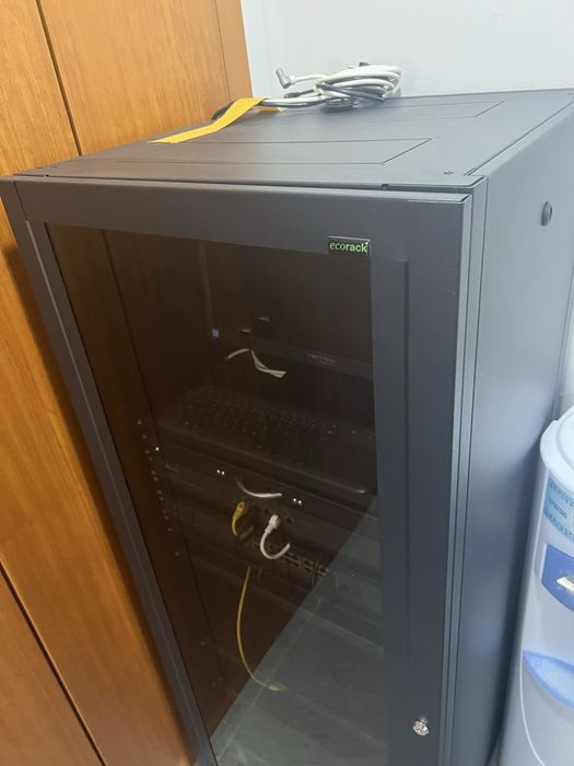 Rack para escritorio