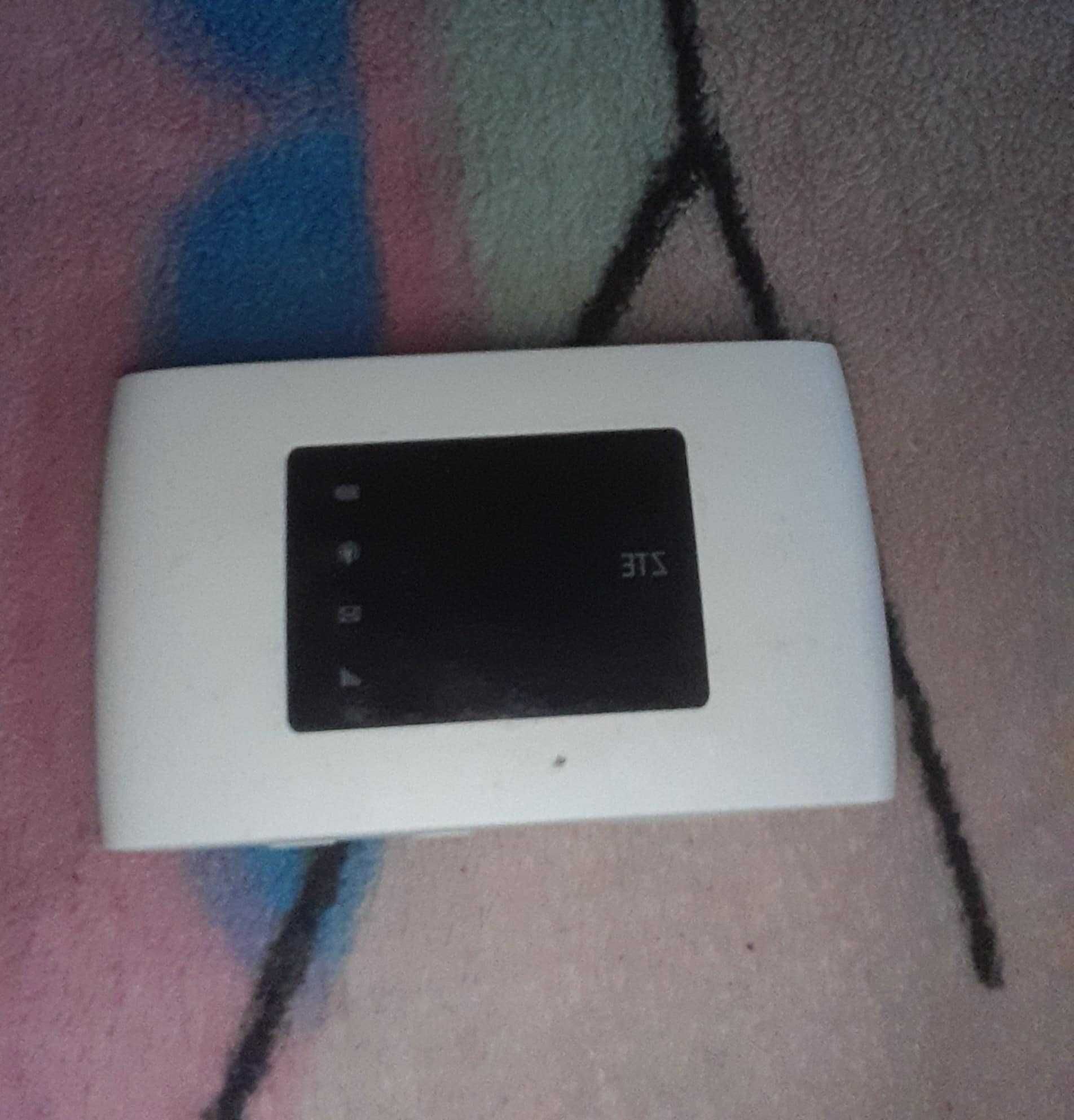 Router internet ZTE