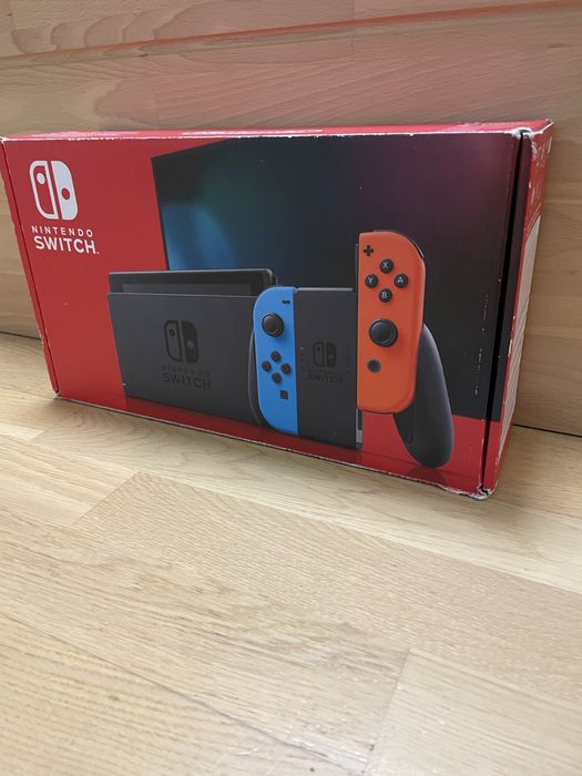 Нінтендо світч.