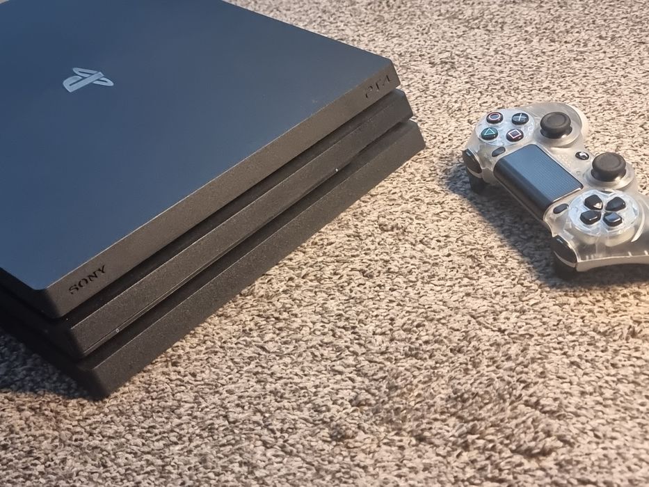 Ps4 pro 1TB CUH-71XX
