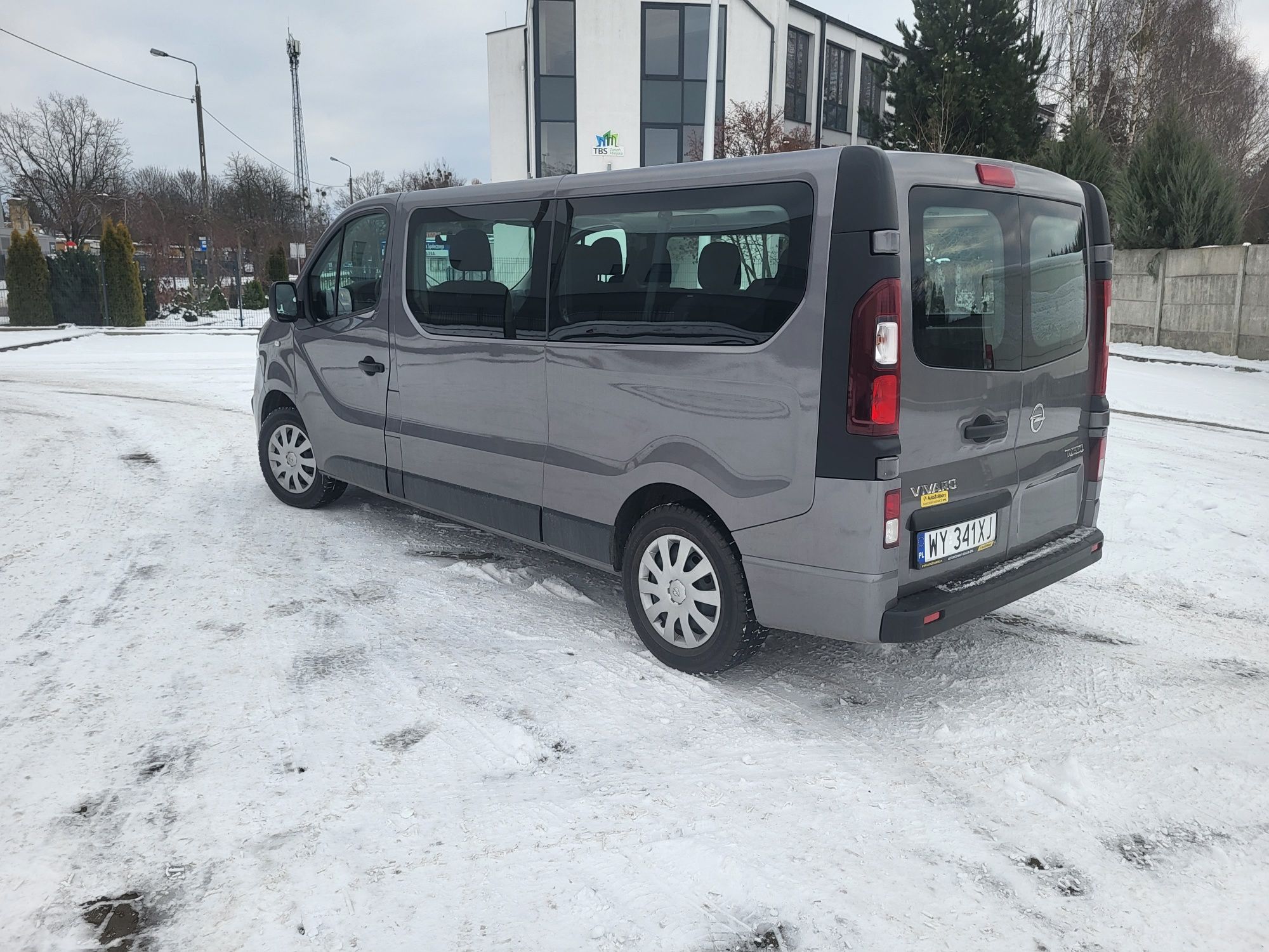 BUS4RENT od 99 zł Opel Vivaro