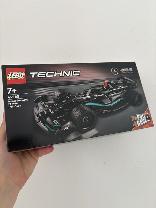 LEGO Technic Mercedes-AMG F1 42165 Pull-Back