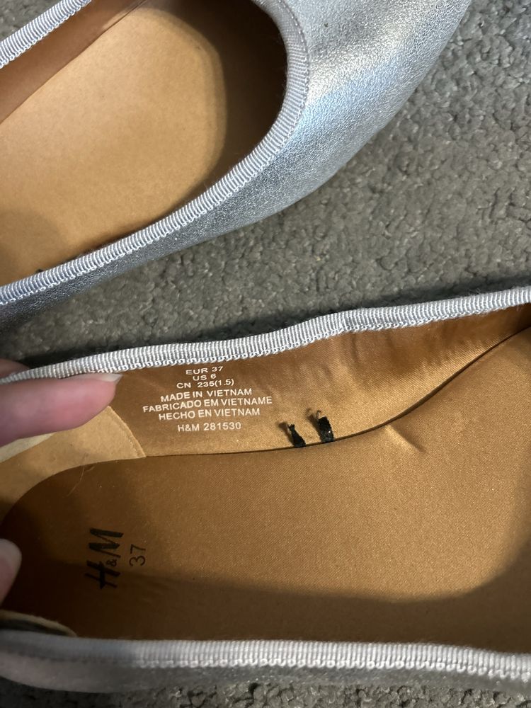 Baleriny srebrne H&M