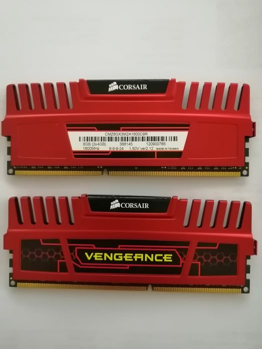 Memória ram 8GB (2x4) 1600 Mhz corsair vengeance