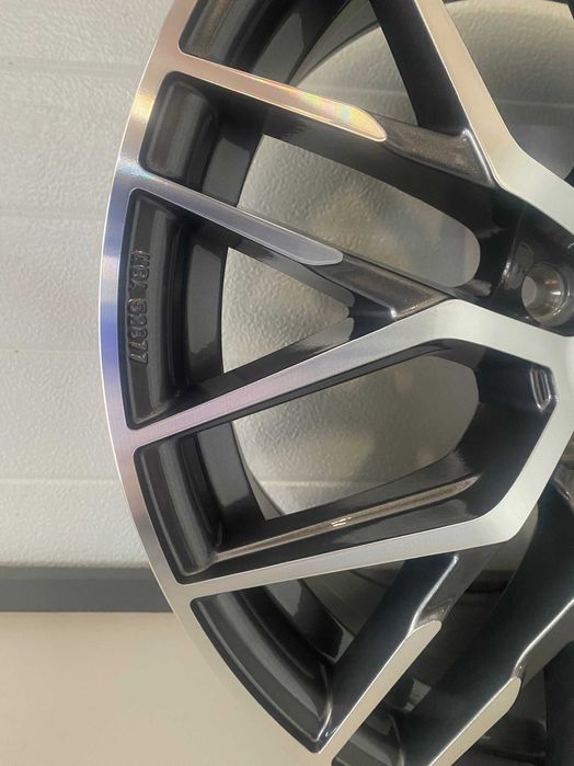 Alufelgi 17 5x114,3 Toyota Auris Avensis C-HR Corolla Cross Camry RAV4