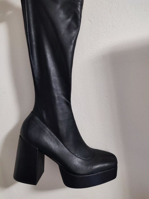 Чоботи 39 розмір