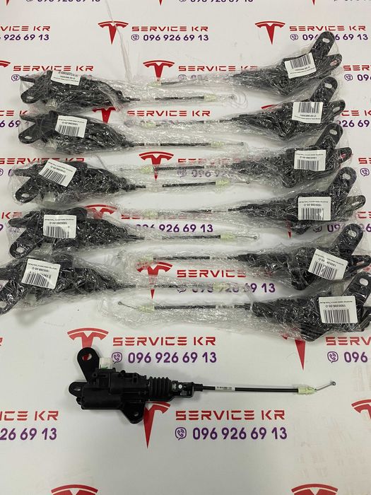 В продаже! Привод замка капота Tesla Model Y 1500398-00-D  новое
