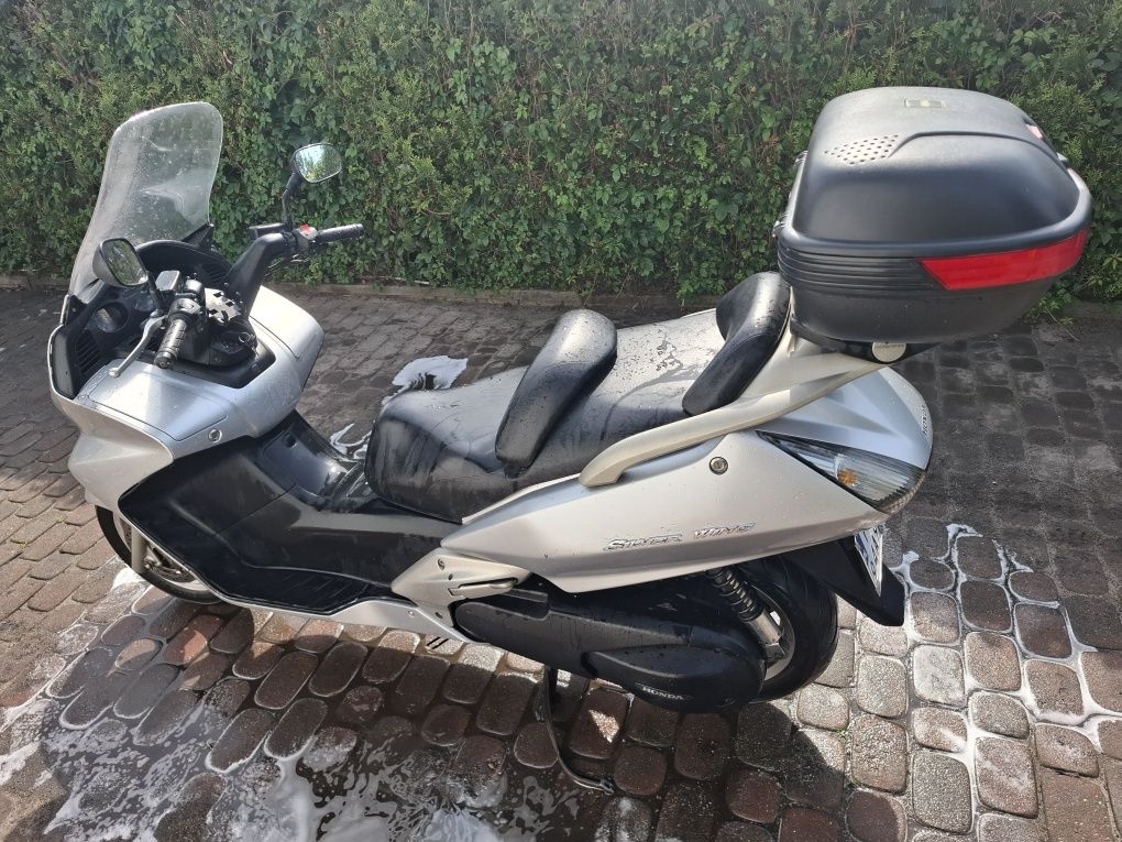 Honda fjs 600 silver wing