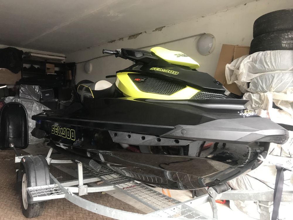 Гидроцикл BRP Sea-doo RXT-X as260 в отличном состоянии возможен ОБМЕН!