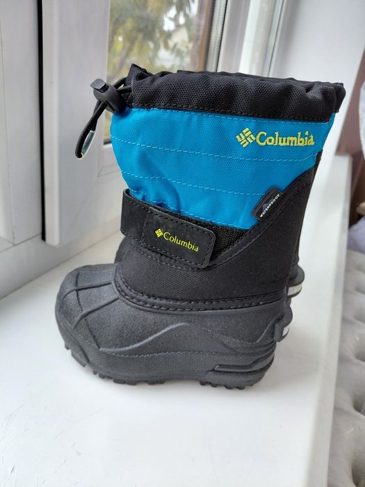 Пуховий комбінезон Columbia та чоботи columbia 23
