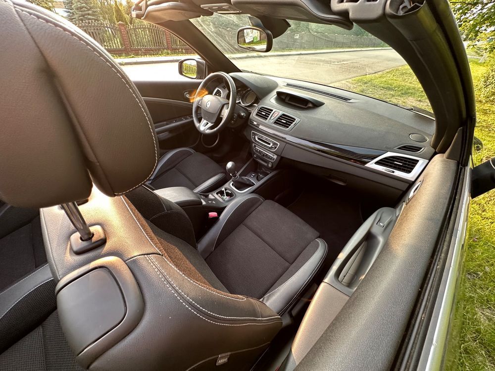 Renault Megane RENAULT Megane CC 1.9 dCi Privilege
