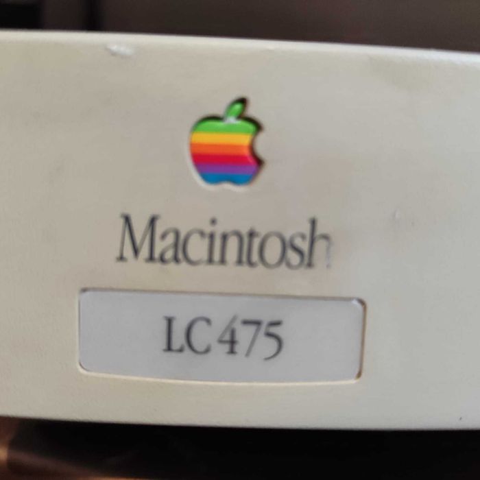 Macintosh LC 475