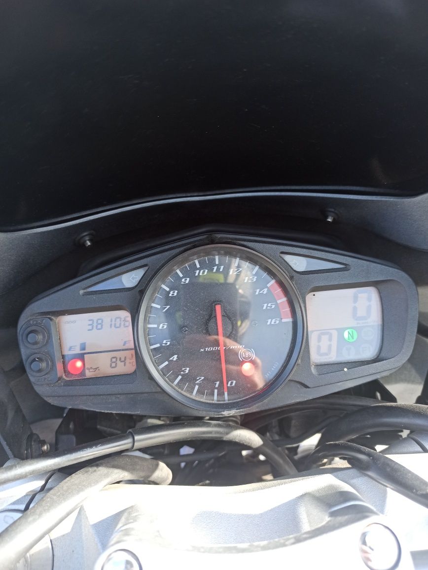 Sprzedam Suzuki GSR 600A