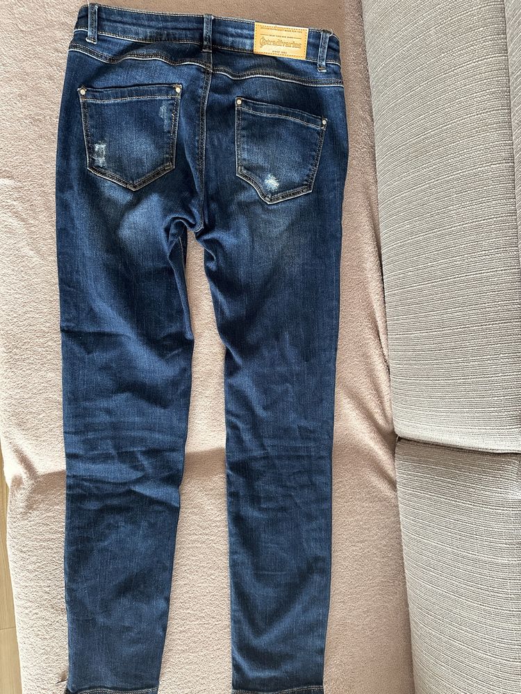 Jeansy Stradivarius jak nowe!
