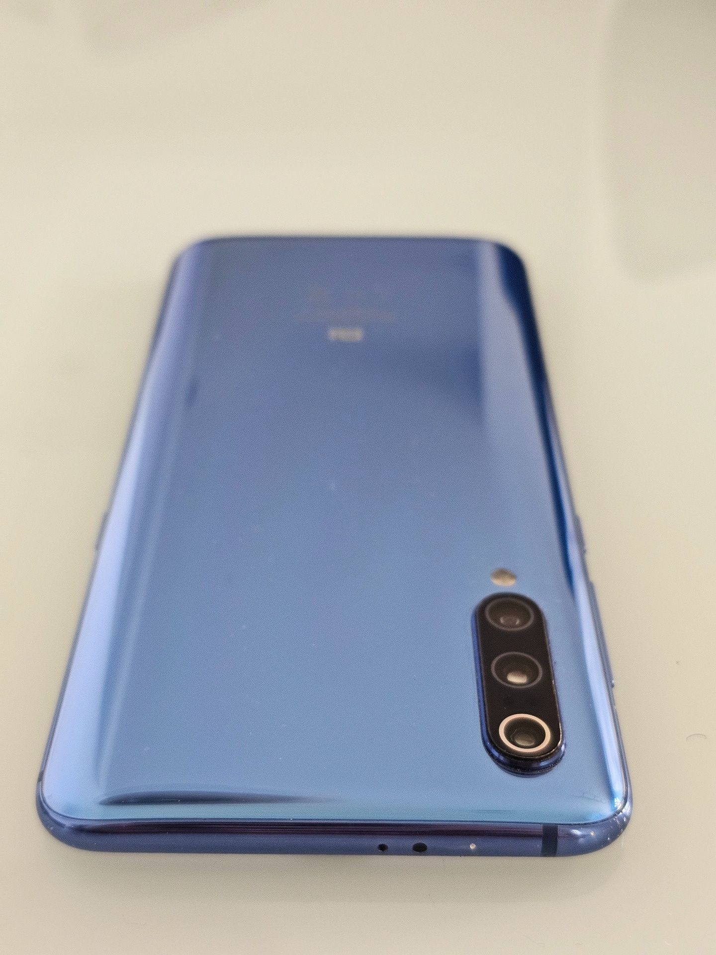 XIAOMI Mi 9 (6.39'' - 6 GB - 64 GB - Azul)