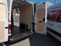 Zabudowa samochodu dostawczego Crafter L4 podłoga boki drzwi