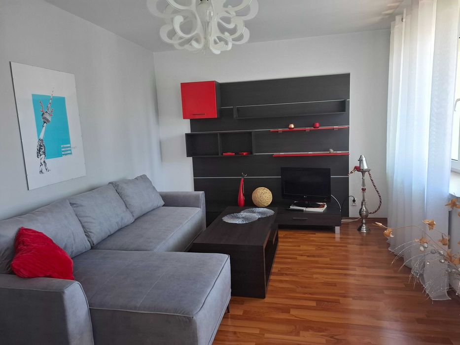 Piękne mieszkanie dwupokojowe na Dywizjonu,zamknięty parking w cenie