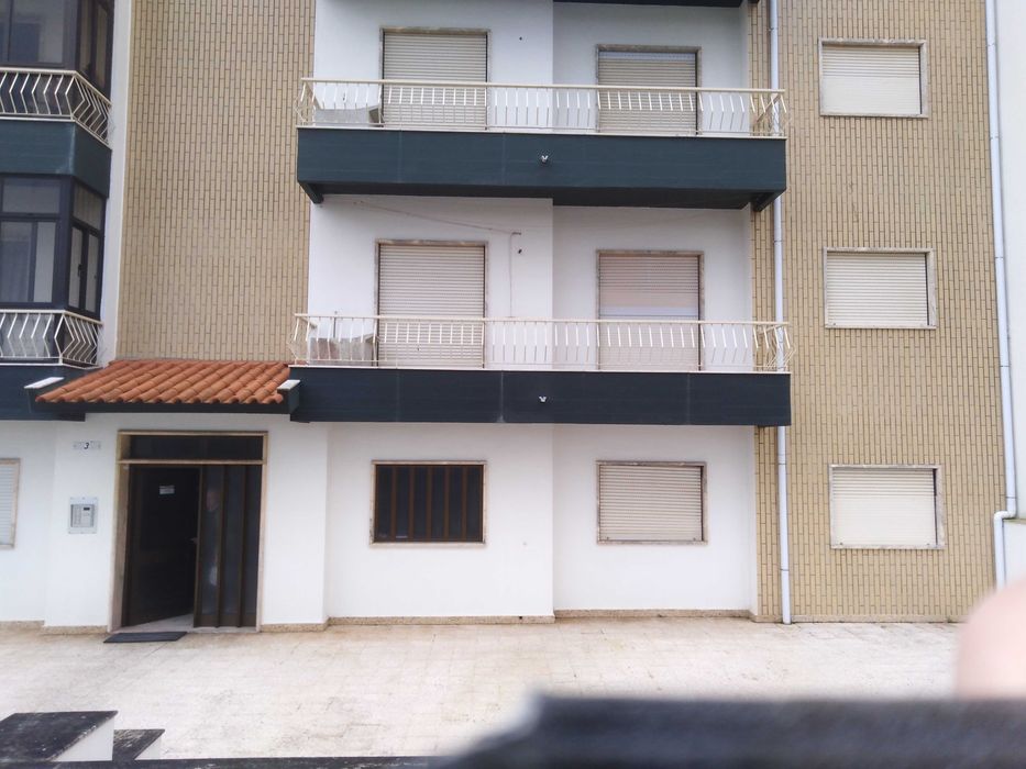 Apartamento T2 no 1.º andar com elevador em Buarcos/Figueira da Foz