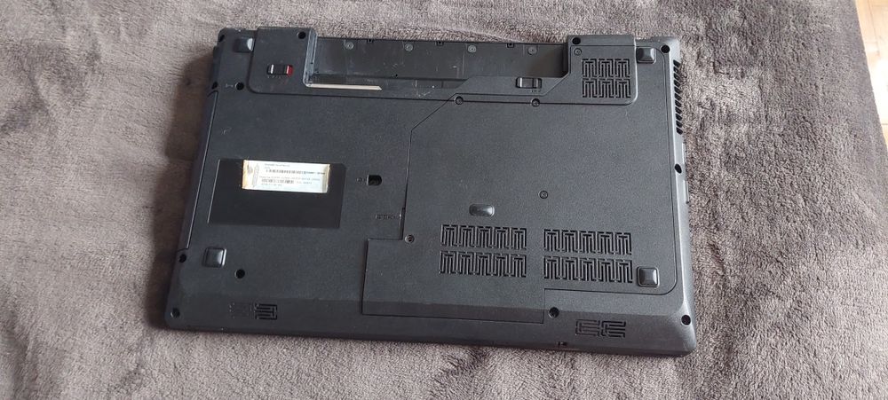 Lenovo G570 на запчастини