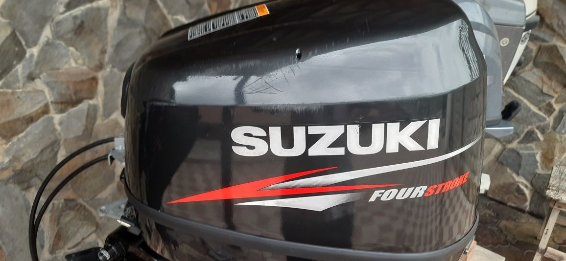 Лодочный мотор suzuki 25