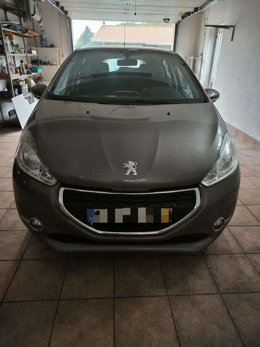 Peugeot 208  gasolina/gpl