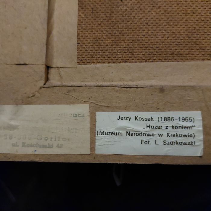 Jerzy Kossak Huzar z Koniem 1938 reprodukcja rama drewniana mały feler
