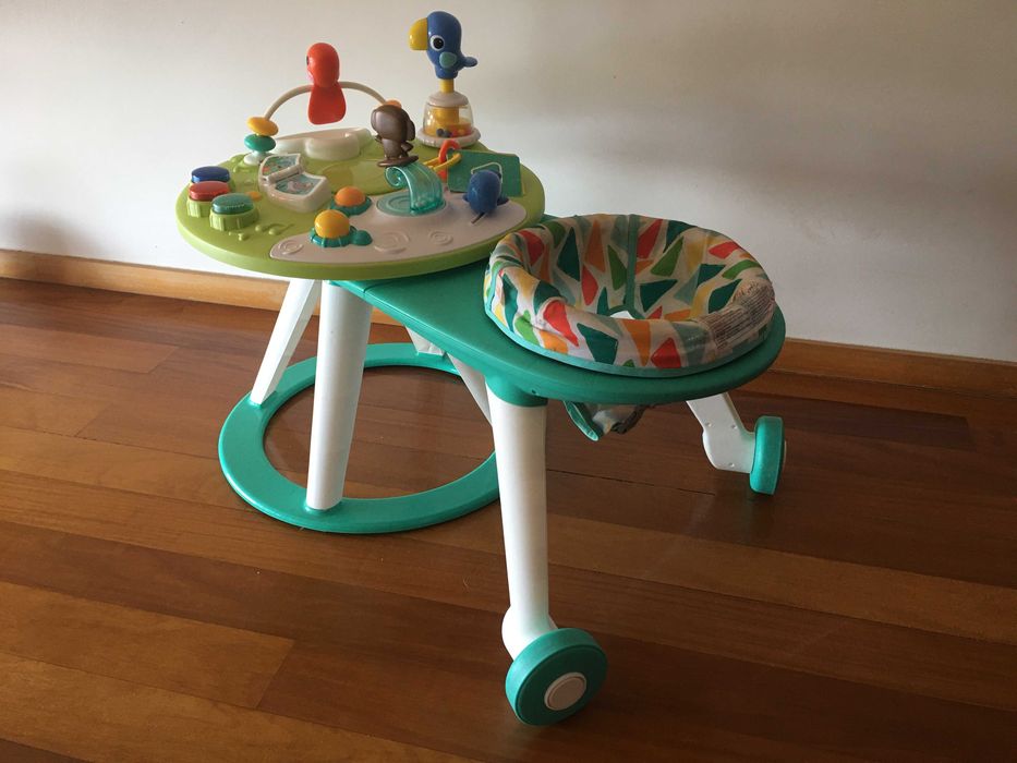 Mesa de Atividades com Andador (Bright Starts) em excelente estado!