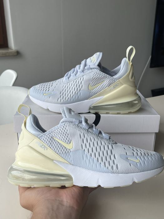 Białe buty nike air max 270