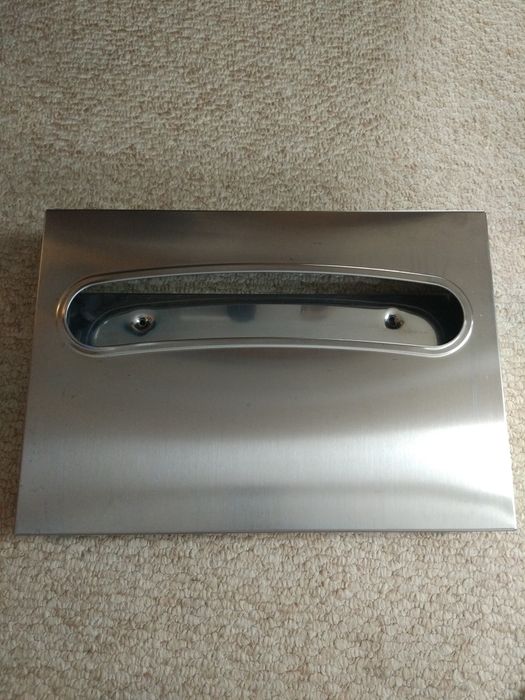 Диспенсер одноразових сидінь на унітаз