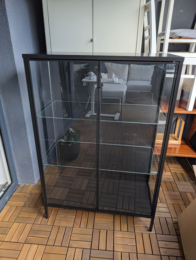 Witrynka IKEA RUDSTA - czarna, szkło