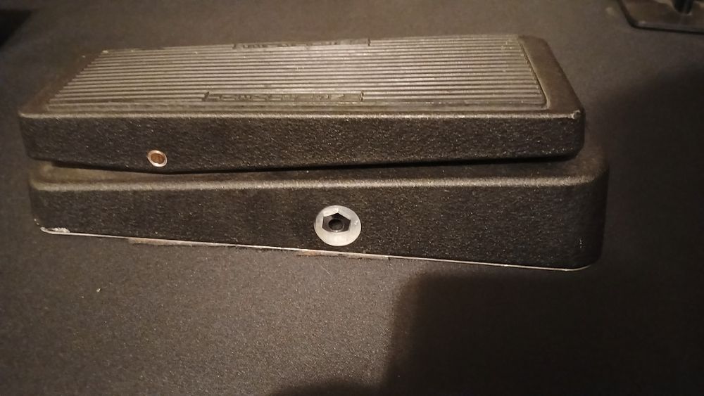 Pedal Wah wah cry baby dunlop