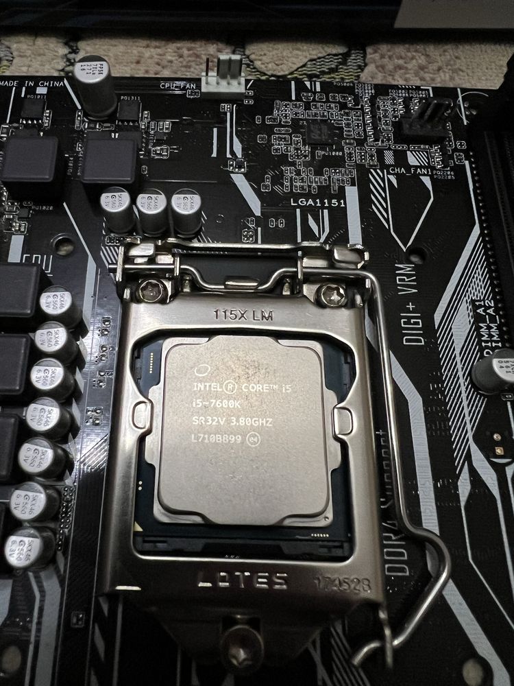 Asus Prime H270-Plus + i5 7600k