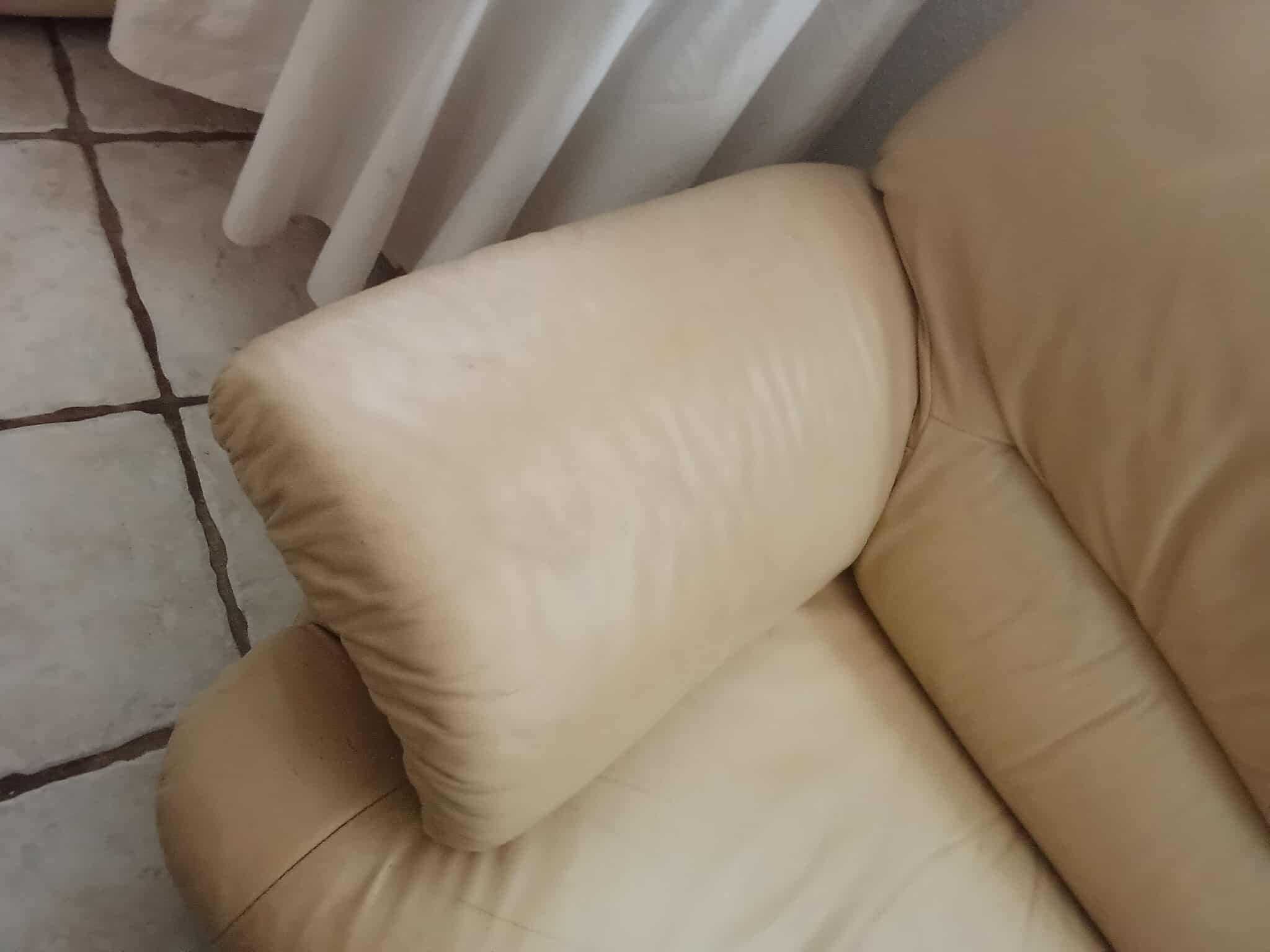 Sofa em pele de 2 lugares