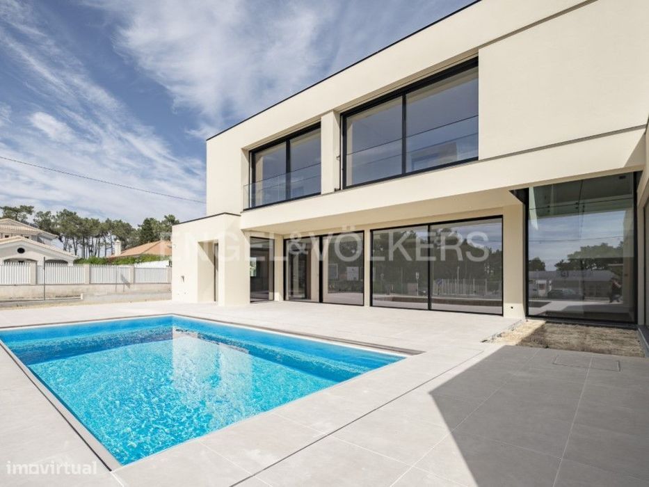 Moradia de luxo T5 - a estrear na Marisol