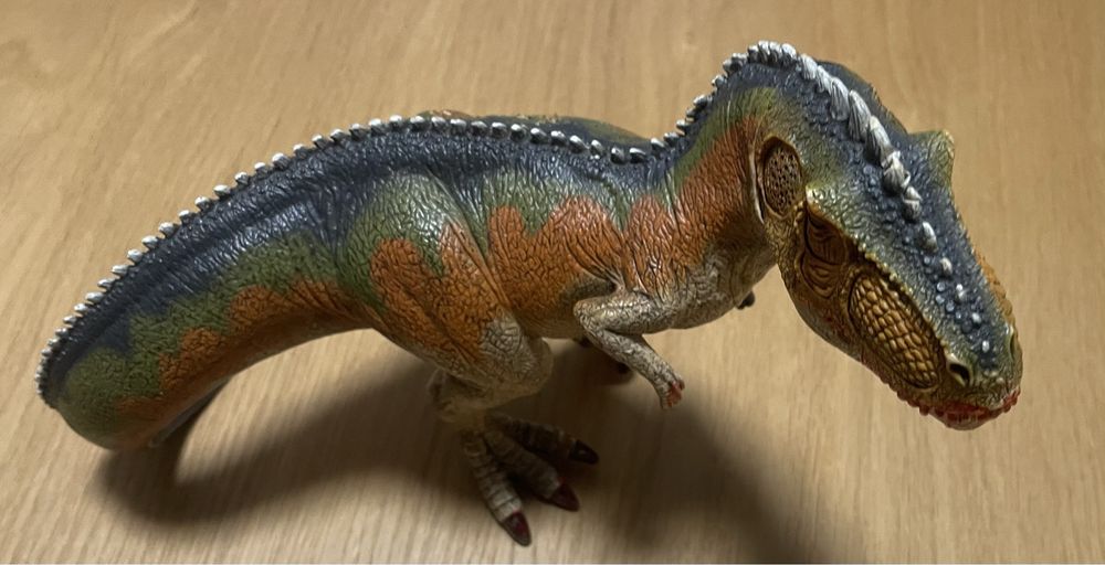 Dinozaur Zabawka około 17cm.