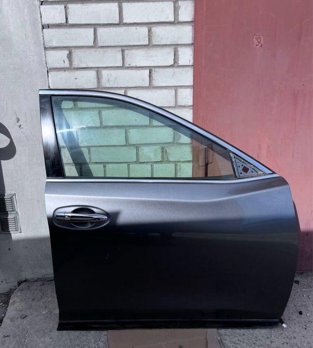 Двері передні праві Nissan Rogue 13-19, дверь передняя права рог 13-19
