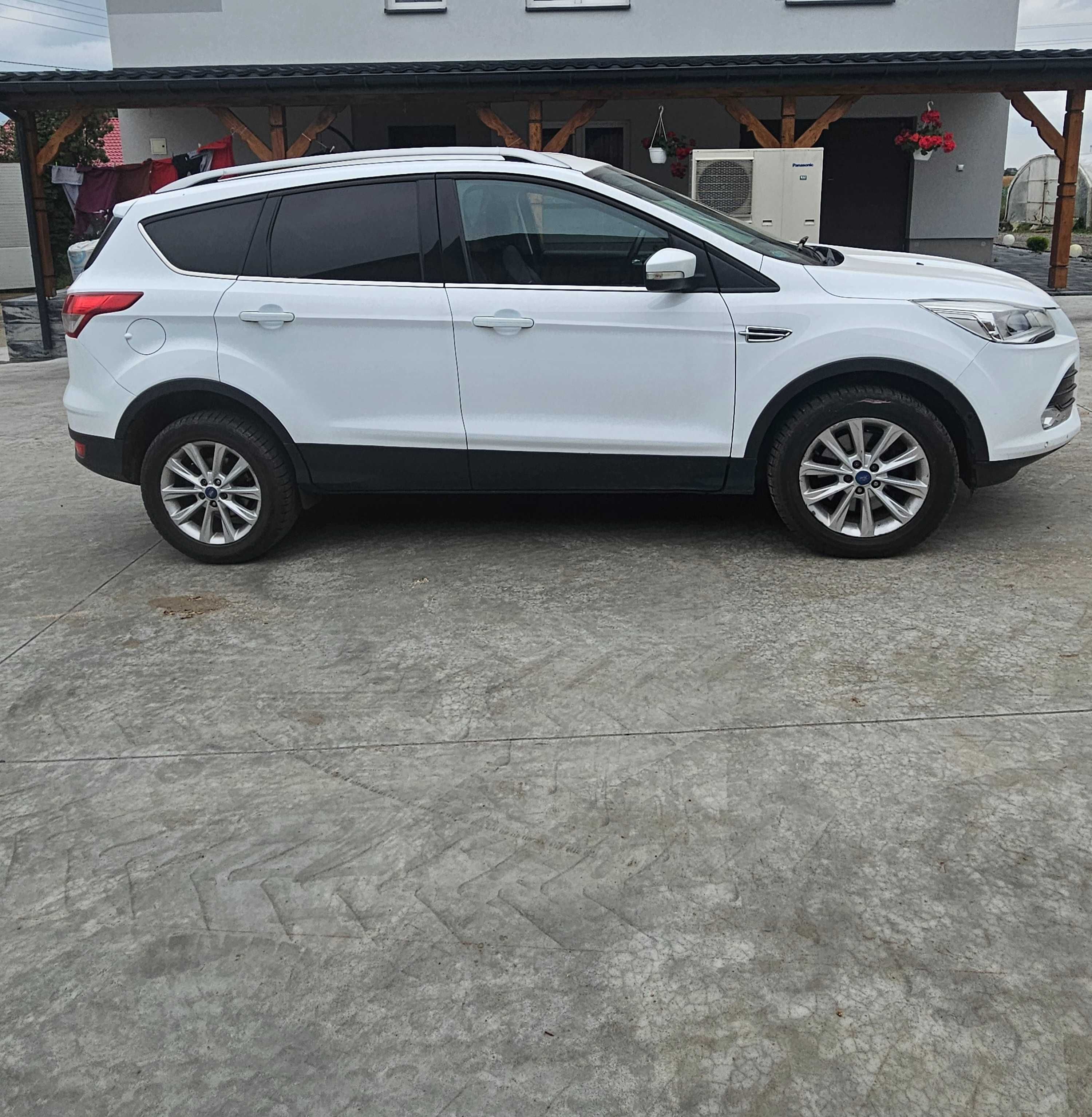 Ford Kuga 2015r. 2.0 TDCI