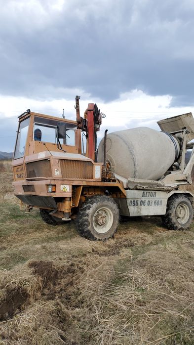 Оренда самохідного міксера 2,5кубів
