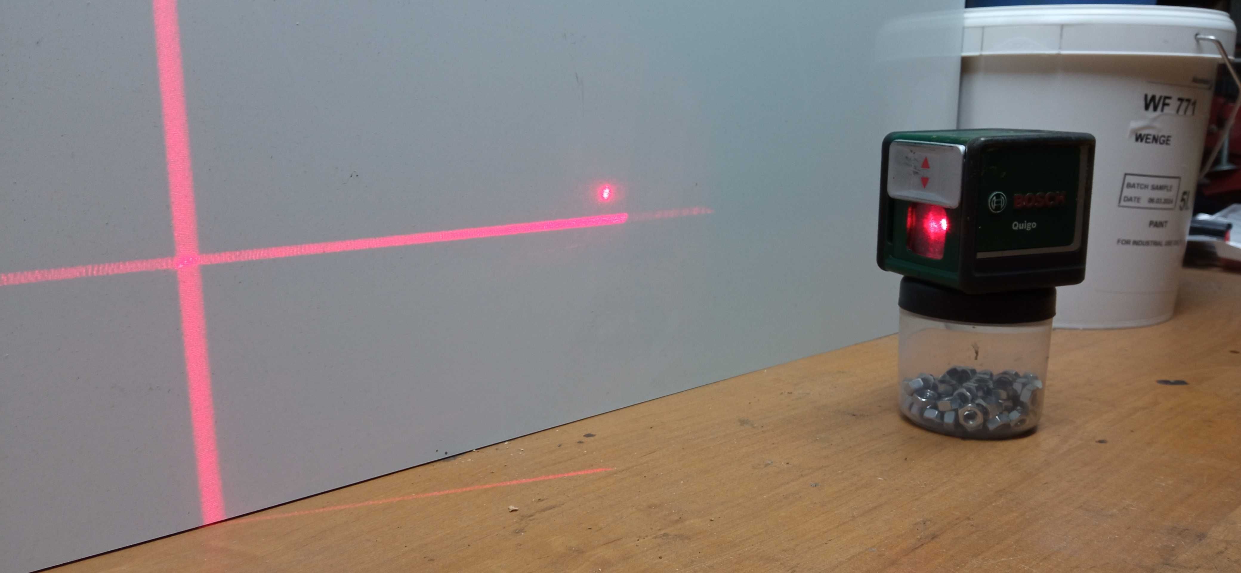 Laser krzyżowy Bosch Quigo