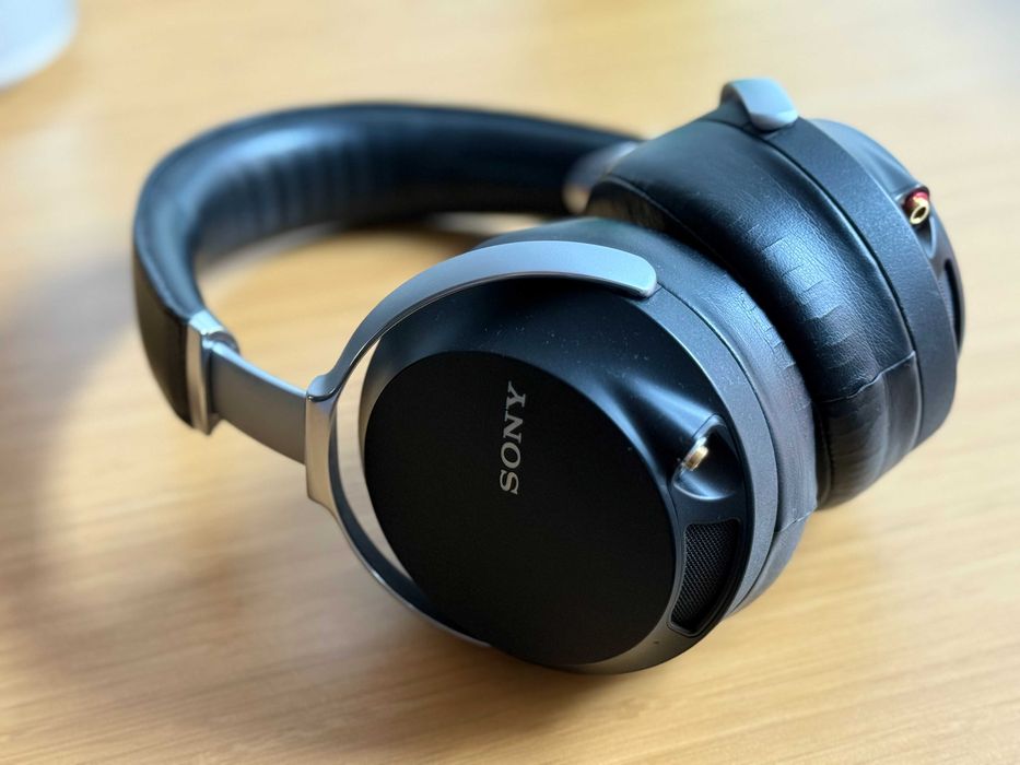 Sony MDR-Z7, słuchawki przewodowe.