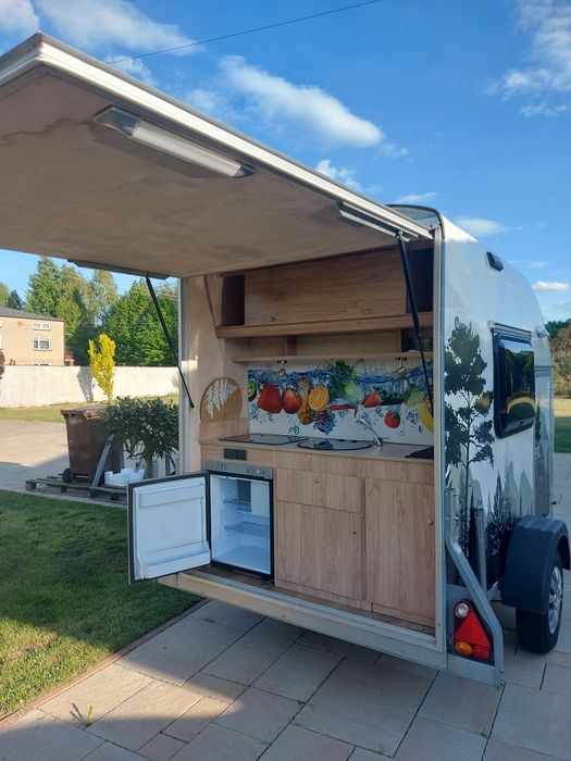 Przyczepka kempingową mini
