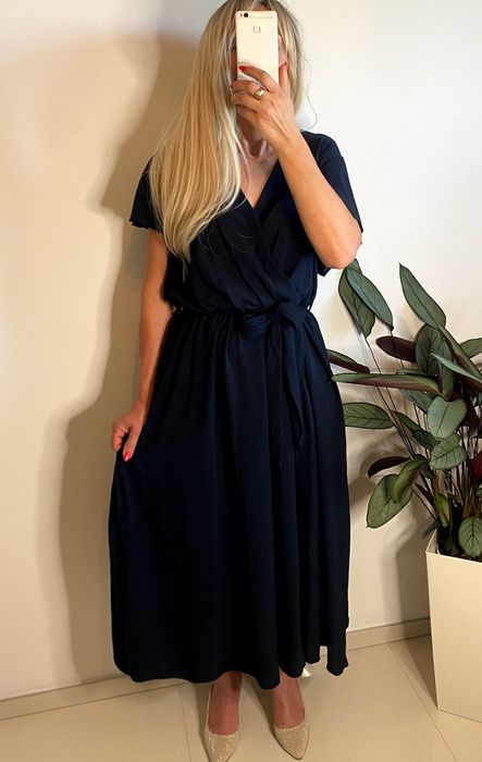 Sukienka plus size 4xl 5xl z rozporkiem chrzest wesele wyszczuplająca