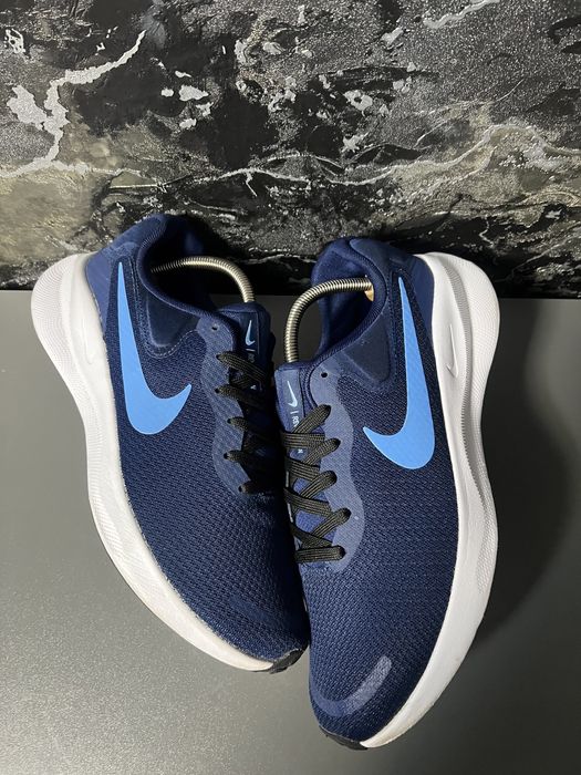 Кросівки чоловічі Nike Revolution 7 44.5р