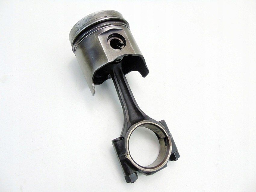 Tłok Korbowód 4379978 Fiat 126P 650 Maluch Fsm 126A1.076