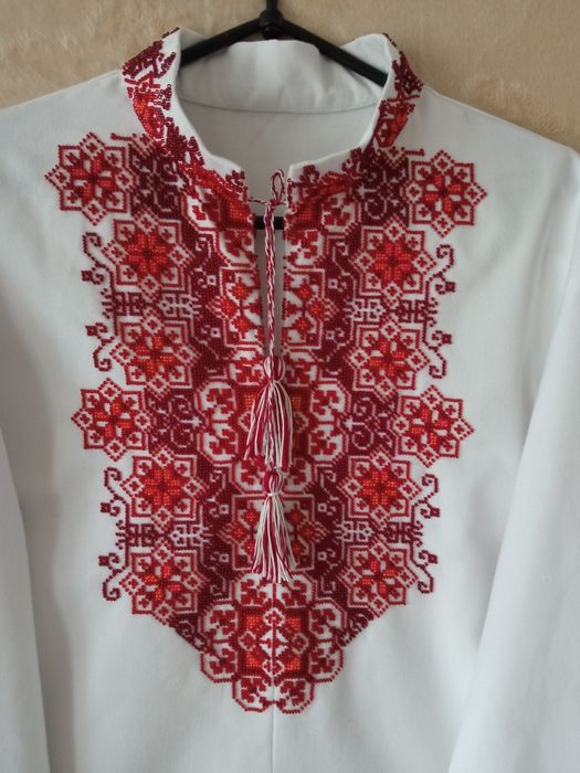 Чоловіча вишиванка