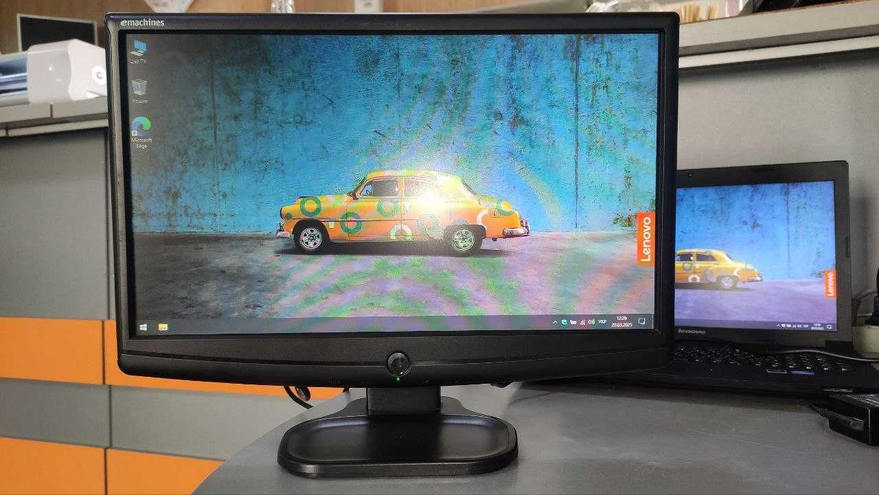 Монітор Acer eMachines E190HQVb 18.5 дюймів