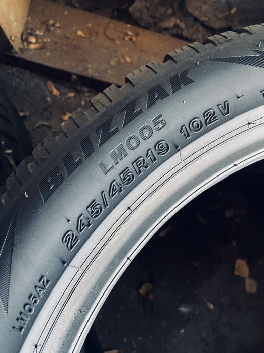 245 45 19 Bridgestone LM005 85% Зима 2023 Гарантія