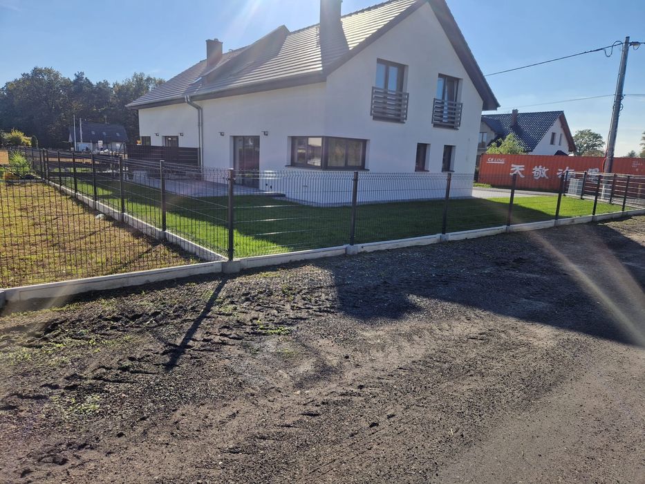 Nowy dom w zabudowie bliźniaczej 132m2 Osiedle Chabrowa / Fiołkowa